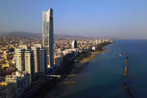 istockphoto-2224939502-640x640